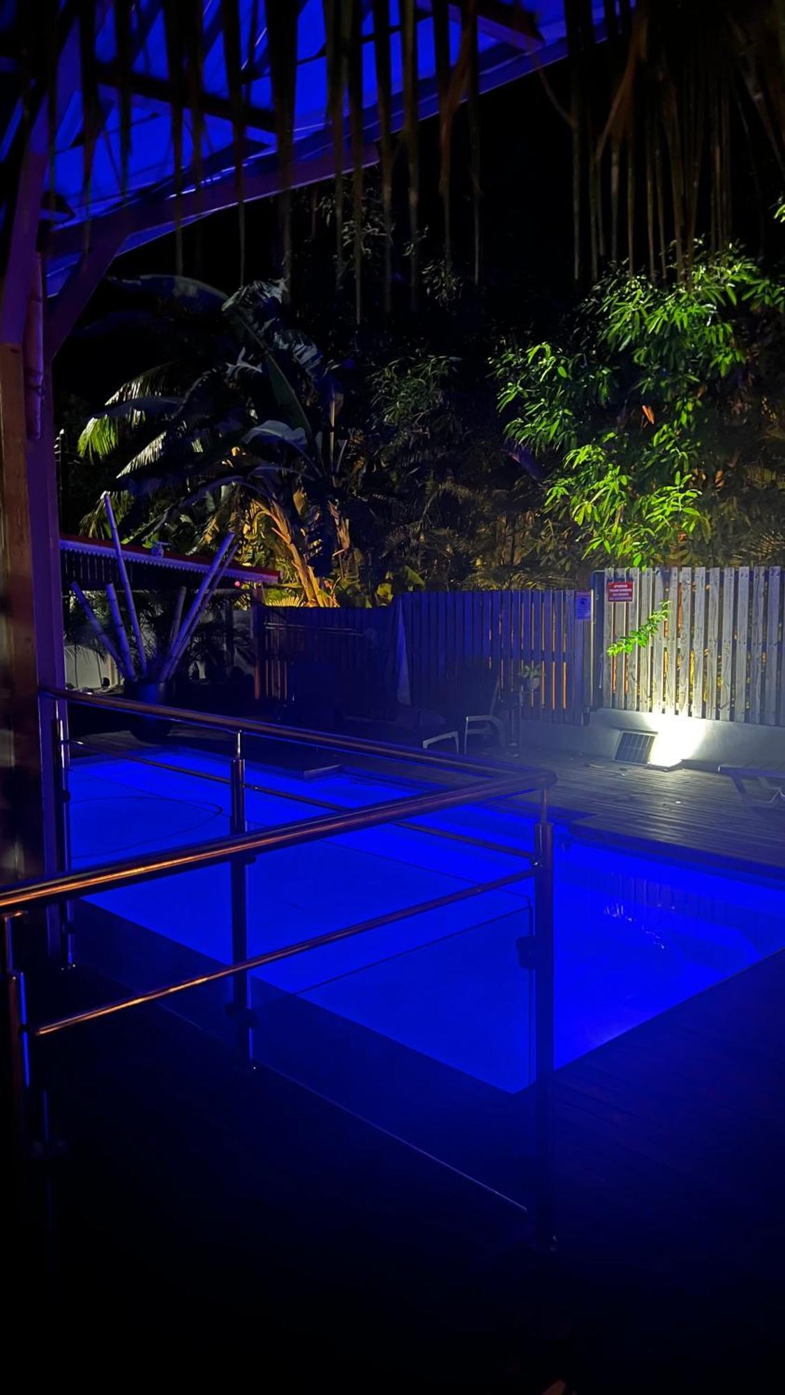 O Paradis Albion Grande Piscine Et Plage A Deux Pas Екстер'єр фото